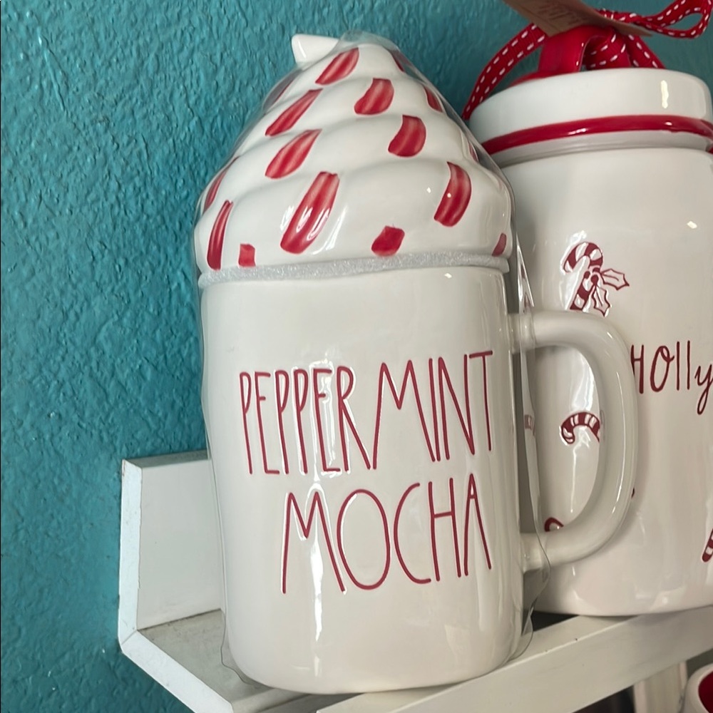 NWT Rae Dunn Peppermint Mocha Ceramic Mug with Lid